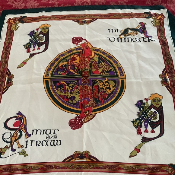 Vintage book of Kells Irish inspired scarf polyester square 26” - Picture 9 of 11